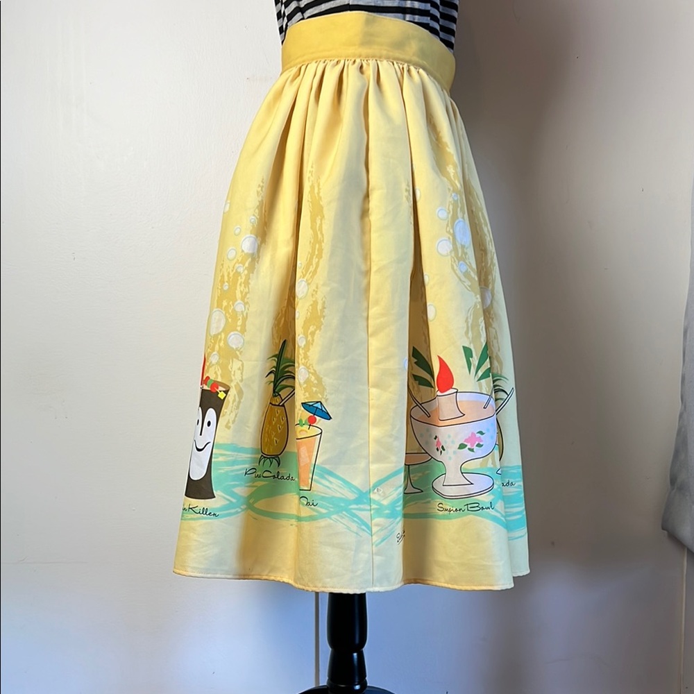 Pinup Yellow Tiki Cocktail Print Skirt XL from The Oblong Box Shop TOBS - Picture 6 of 12